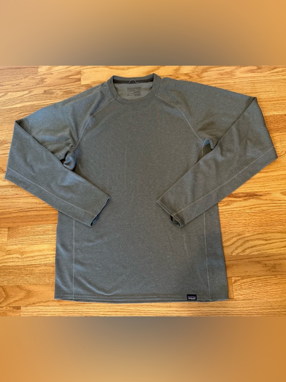 Patagonia Capilene Midweight Base layer Shirt Mens M Gray Long Slv Performance